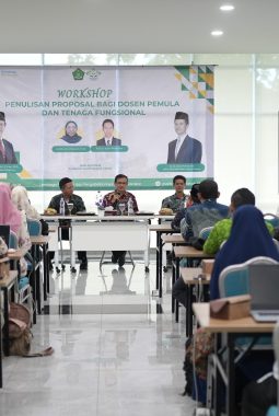 LP2M UIN Raden Intan Lampung Gelar Workshop Penulisan Proposal untuk Dosen Pemula dan Tendik