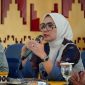 Ketua Dekranasda Provinsi Lampung, Purnama Wulan Sari Mirza saat memimpin rapat persiapan bersama sejumlah Pimpinan OPD.  foto: istimewa                              