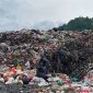 Pengelolaan Sampah Dengan praktik open dumping. ist