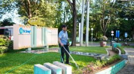 Foto: petugas kebersihan di Univeristas Lampung