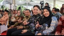 Walikota Bandar Lampung Hj. Eva Dwiana Menghadiri acara halal bihalal masyarakat perantau Sumatera Bagian Selatan (Sumbagsel) yang digelar di Griya Agung, Palembang. Sabtu, 25 April 2026.