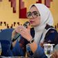 Ketua Dekranasda Lampung Purnama Wulan Sari Mirza memimpin rapat persiapan HUT REI ke-54 di kantor Dekranasda, Jumat 17 April 2026.