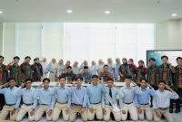 20 finalis Duta Kampus UIN Raden Intan Lampung 2026 berfoto bersama usai Sashing Ceremony di Gedung ARC, Kamis 16 April 2026  