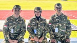 Ketua DPRD Kabupaten Lampung Selatan Erma Yusneli di tengah bersama peserta retreat nasional pimpinan DPRD kabupaten se-Indonesia di Akademi Militer Magelang, Jawa Tengah, 16/4/2026. Kegiatan KPPD 2026 ini untuk memperkuat kapasitas kepemimpinan daerah dan sinergi pusat-daerah. (Foto: Humas DPRD Lamsel)