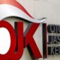 Logo Otoritas Jasa Keuangan OJK di kantor Menara Radius Prawiro, Jakarta. OJK menyatakan dukungan penuh terhadap program prioritas pemerintah 3 juta rumah melalui penguatan kebijakan SLIK. (Foto: Dok. OJK)