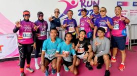 Kapolda Lampung Irjen Pol Helfi Assegaf berfoto bersama kontingen Polda Lampung berjumlah 108 personel usai mengikuti Kemala Run 2026 di Bali United Training Center, Gianyar, Bali, Minggu 19 April 2026. (Foto: Dok. Humas Polda Lampung)