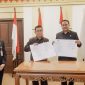 Sekdaprov Marindo kurniawan saat menyaksikan  penandatanganan Perjanjian Kerja Sama (PKS) antara Dinas Kependudukan dan Pencatatan Sipil (Disdukcapil) Provinsi Lampung dengan Dinas Pendidikan dan Kebudayaan (Disdikbud) Provinsi Lampung di Ruang Sakai Sambayan, Senin (4/5/2026).