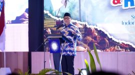 Gubernur Lampung, Rahmat Mirzani Djausal saat menyampaikan kata sambutan di acara pelantikan jajaran pengurus DPW, DPD, dan DPC Partai Amanat Nasional (PAN) se-Provinsi Lampung di Ballroom Hotel Novotel, Bandar Lampung, Sabtu (02/05/2026).