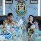 Gubernur Lampung Rahmat Mirzani Djausal bersama Wali Kota Eva Dwiana gelar rakor dengan sejumlah instansi membahas langkah penanganan banjir secara terpadu di Kota Bandar Lampung. Rakor digelar di Ruang Rapat Wali Kota, Kamis (7/5/2026).