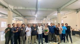 Ketua SMSI lampung Dony Irawan bersama seluruh ketua Kabupaten/Kota Se-Provinsi Lampung saat Rakerda SMSI di Kantor Sekretariat SMSI Provinsi Lampung, Jalan Tirtayasa Nomor 12, Sukabumi Indah, Bandar Lampung.