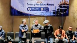 Ketua Serikat Media Siber Indonesia (SMSI) Donny Irawan Didampingi Ketua Jaringan Media Siber Indonesia (JMSI) Ahmad Novriwan dan Ketua Asosiasi Media Siber Indonesia (AMSI) Hendri Stiadi.