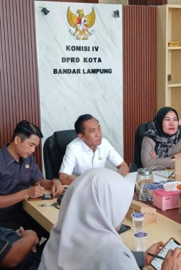 DPRD Bandar Lampung Soroti Daya Tampung SMP dan Keterlambatan BOSDA Jelang SPMB