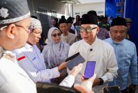 Gubernur Lampung Rahmat Mirzani Djausal saat memberikan keterangan pers kepada awak media. (Foto: Dok. proyeksi.id)  