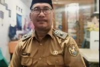 Foto: Lurah Kupang Kota Muhammad Husin membantah memerintahkan RT memungut uang bantuan beras dari warga. (Foto: proyeksi.id)   