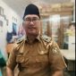 Foto: Lurah Kupang Kota Muhammad Husin membantah memerintahkan RT memungut uang bantuan beras dari warga. (Foto: proyeksi.id)   