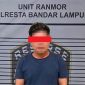 Foto: Salah satu tersangka DPO kasus curanmor bersenjata api yang diamankan Unit Ranmor Polresta Bandar Lampung. (Foto: Dok. Polresta Bandar Lampung)  