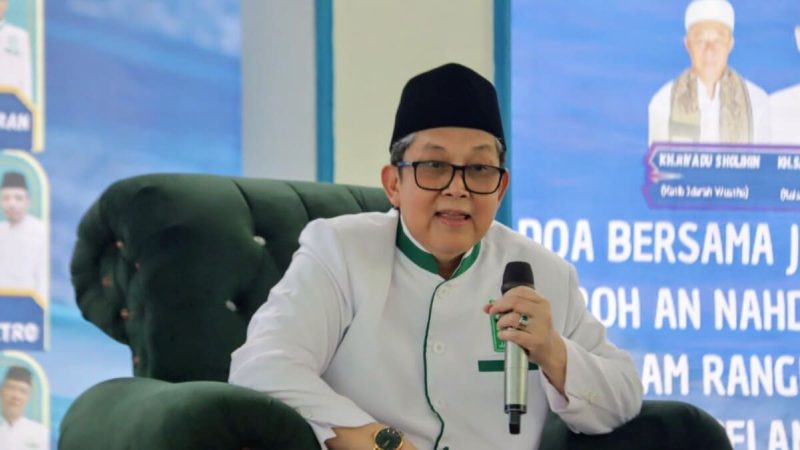 Komisaris Independen PT PLN (Persero) Prof. Dr. KH. Ali Masykur Musa memberikan sambutan pada Pengajian Triwulan Idaroh Wustho JATMAN Provinsi Lampung di Ponpes Al Ishlah Natar Lampung Selatan, 31 Mei 2026.