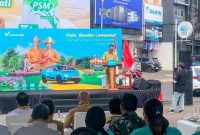 Managing Director Green SM Indonesia, Deni Tjia, saat meluncurkan layanan taksi listrik VinFast di Bandar Lampung, Senin 9 Juni 2026. Promo gratis 100% hingga Rp50 ribu berlaku 3 hari pertama. Foto: PROYEKSI.ID