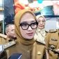 Wakil Gubernur Lampung Jihan Nurlela memberikan keterangan pers kepada wartawan terkait program keringanan pembayaran PKB dan BBNKB 2026 usai mengecek Samsat Rajabasa, Selasa 2 Juni 2026. Foto: istimewa