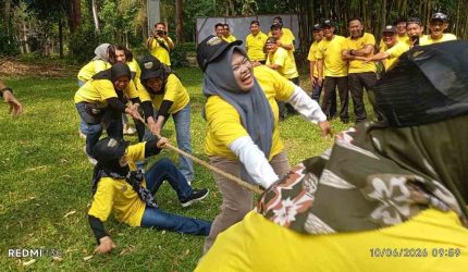 fun game tarik tambang gathering bidhumas polda lampung hari bhayangkara 2026 insan pers