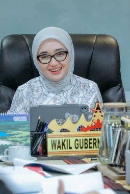 Wagub Jihan Nurlela Pimpin Rapat Penyempurnaan Lampung In V2, Perkuat Layanan Publik Digital Berbasis AI & SLA