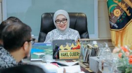 Wakil Gubernur Lampung Jihan Nurlela memimpin rapat penyempurnaan Lampung In versi 2 di Ruang Kerja Wagub Kantor Gubernur Lampung, Jumat 19 Juni 2026. Wagub menegaskan pentingnya single owner dan SLA terukur untuk percepat respons pengaduan masyarakat.