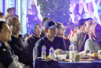 Sekretaris Daerah Provinsi Lampung Marindo Kurniawan bersama jajaran Forkopimda dan tamu undangan mengikuti nonton bareng nobar pertandingan Piala Dunia di PKOR Way Halim, Bandar Lampung, Sabtu 21/6/2026. PROYEKSI.ID Foto: Pemprov Lampung.