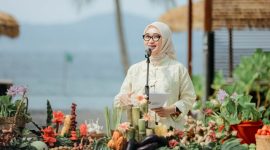 Wakil Gubernur Lampung Jihan Nurlela saat menyampaikan sambutan pada pembukaan Pesenggiri Festival 2026 di Lampung Marriott Resort & Spa, Pesawaran, Jumat (3/7/2026). (Foto: Dok. Pesenggiri Festival)
