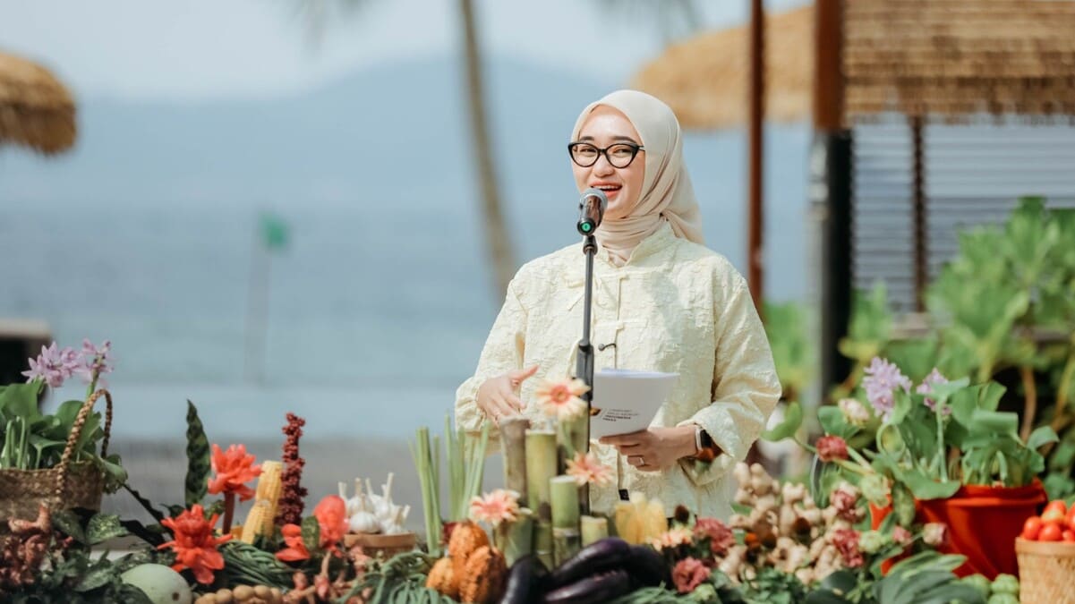 Wakil Gubernur Lampung Jihan Nurlela saat menyampaikan sambutan pada pembukaan Pesenggiri Festival 2026 di Lampung Marriott Resort & Spa, Pesawaran, Jumat (3/7/2026). (Foto: Dok. Pesenggiri Festival)