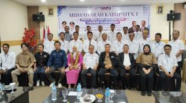Foto bersama peserta Muskab I SMSI Tulang Bawang di Hotel Le’Man, Jumat (3/7/2026). Abdul Rohman, S.H. terpilih aklamasi sebagai Ketua periode 2026-2029.