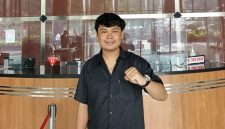 Ketua Umum FORMMASI Sapriyansah usai menyerahkan laporan bernomor 108/B/LP/DPP-FORMMASI/VII/2026 ke KPK. Dalam laporannya, FORMMASI mendesak KPK mengusut tuntas dugaan korupsi dan skandal "setoran proyek" di BPBD Provinsi Lampung. Foto: Dok. FORMMASI