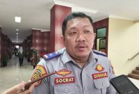 BANDAR LAMPUNG -- Kepala Dinas Perhubungan Kota Bandar Lampung Socrat Pringgodanu memberikan keterangan kepada wartawan terkait rencana Pemkot mengaktifkan kembali layanan bus kota dan perbaikan halte rusak, Senin (27/7/2026). foto: istimewa
