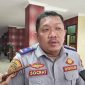 BANDAR LAMPUNG -- Kepala Dinas Perhubungan Kota Bandar Lampung Socrat Pringgodanu memberikan keterangan kepada wartawan terkait rencana Pemkot mengaktifkan kembali layanan bus kota dan perbaikan halte rusak, Senin (27/7/2026). foto: istimewa